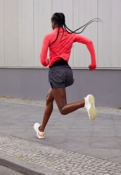 Nike Performance Zoomx Invincible Run Fk 3 - Neutral Running Shoes - Light Cream/White/Coconut Milk/Topaz Gold/Sea Coral/Indigo Haze -Deals Sport Girl Outfit Store 03744d1ea12c4dd88f982585423037a7