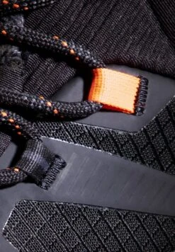 Mammut Blackfin Iii Mid Dt - Hiking Shoes - Black Black -Deals Sport Girl Outfit Store 039f2eb1628e45cabce33fbd6306fd8c