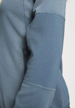 Only Play Onpjetta - Fleece Jacket - Blue Mirage -Deals Sport Girl Outfit Store 066aeb310fc24b5dabbd4d7343d2b687