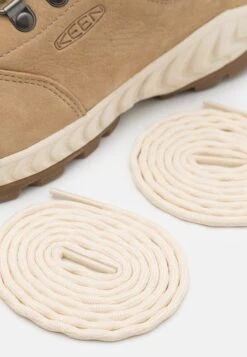 Keen Nxis Explorer Mid Wp - Hiking Shoes - Brown -Deals Sport Girl Outfit Store 0899ce7acd024685b6086b8ddc85b850