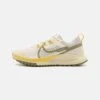 Nike Performance React Pegasus Trail - Trail Running Shoes - Phantom/Neutral Olive/Saturn Gold/Coconut Milk/Baltic Blue