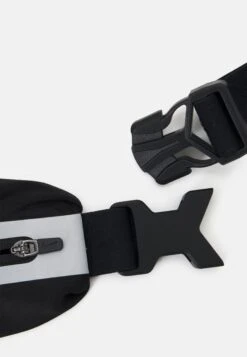 Nike Performance Slim Waist Unisex - Bum Bag - Black/Silver -Deals Sport Girl Outfit Store 21beea01ea79459a8ebe00d7e725c745