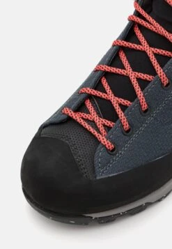 Scarpa Mescalito Trk Planet Gtx - Hiking Shoes - Gray/Coral -Deals Sport Girl Outfit Store 29b0859c3a364823baccc4aeed06f377