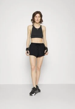 Essentials Shorts - Sports Shorts - Black -Deals Sport Girl Outfit Store 2a7a53e0010442a2bd074d81faf3333d