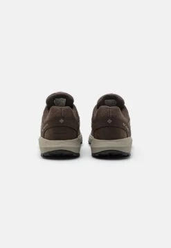 Columbia Trailstorm Crest Waterproof - Hiking Shoes - Cordovan/Kettle -Deals Sport Girl Outfit Store 348d1390a9064d908f4da2cc88959ca6