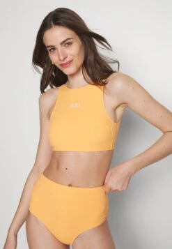 Roxy Ocean Dreamer Crop - Bikini Top - Mock Orange -Deals Sport Girl Outfit Store 36311da2e8744cc5b6476a4d77b0933f
