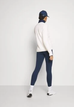 Norrøna Fleece Jacket - Off-White -Deals Sport Girl Outfit Store 371c8aba4489459d94a14fe9981212d9