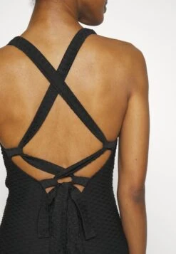 Guess Delma Jumpsuit - Gym Suit - Jet Black -Deals Sport Girl Outfit Store 3f7ffedddfcd41eaab3b92ed71a592c7