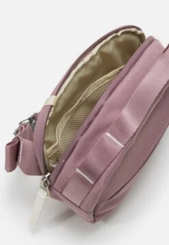 The North Face Isabella Hip Pack- Bum Bag - Fawn Grey Light Heather/Gardenia White -Deals Sport Girl Outfit Store 57d20386fa2e41ae84ffd8428708930e