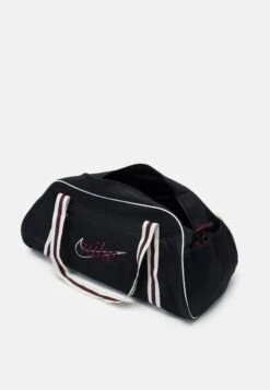 Nike Performance Gym Club Retro - Sports Bag - Black/Sail/Night Maroon -Deals Sport Girl Outfit Store 5a66aeb790e349f79df09c01582936e2