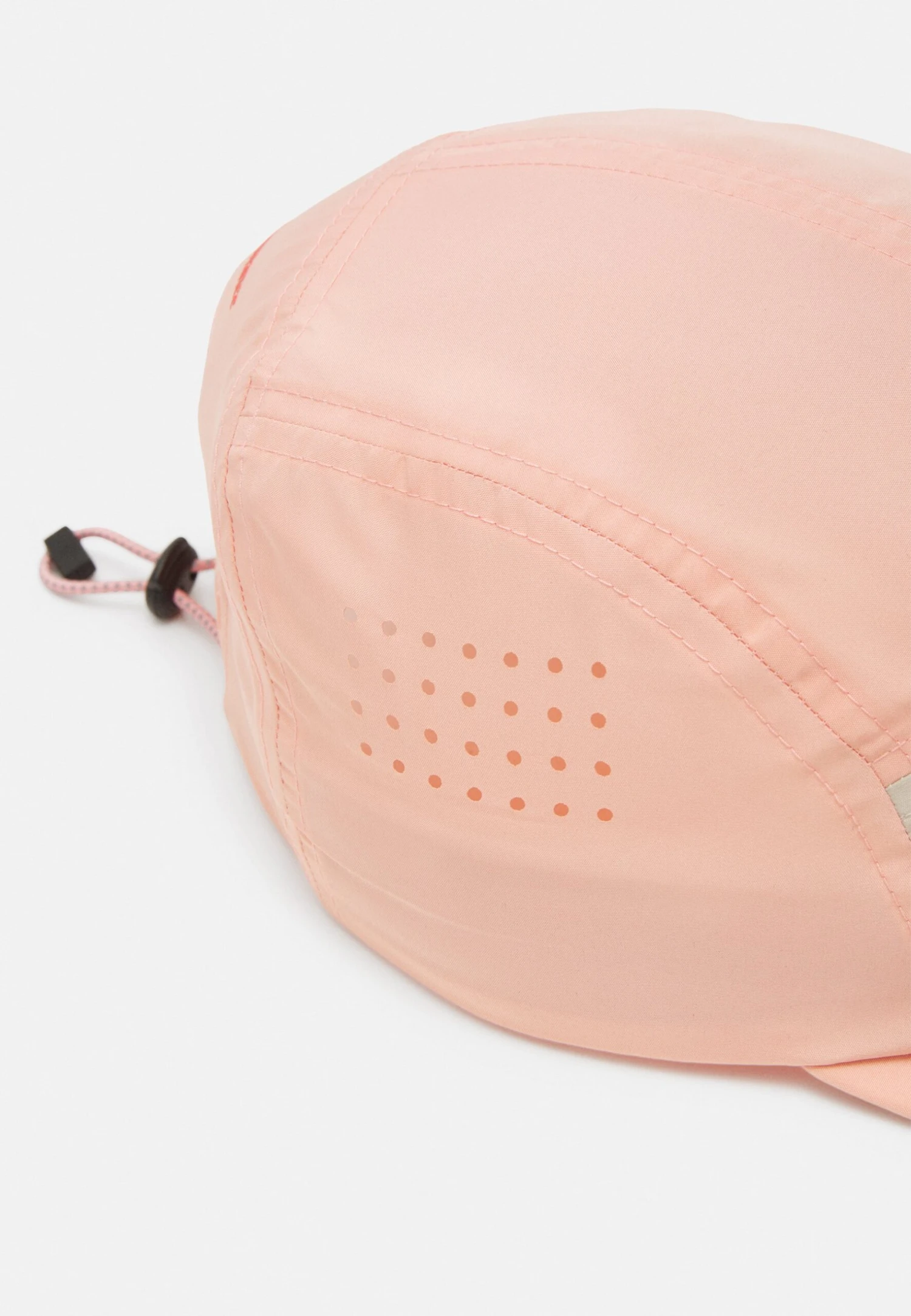 Peak Performance Lightweight - Cap - Warm Blush 6 Peak Performance Lightweight - Cap - Warm Blush - Image 4