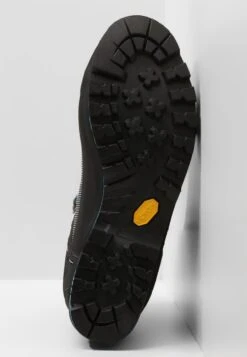 SALEWA Crow Gtx - Mountain Shoes - Premium Navy/Ethernal Blue -Deals Sport Girl Outfit Store 6093df77c05e44868a34fc2a3ab8a814