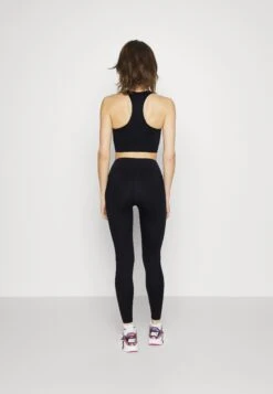 ICANIWILL Classic High Waist- Leggings - Black -Deals Sport Girl Outfit Store 62e1abc043f14a4c8980f1e2eb93f283