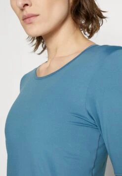 CASALL Essential Detail Long Sleeve - Long Sleeved Top - Ocean Blue -Deals Sport Girl Outfit Store 6702cb486e5749beb2fdb14ccbebeb62