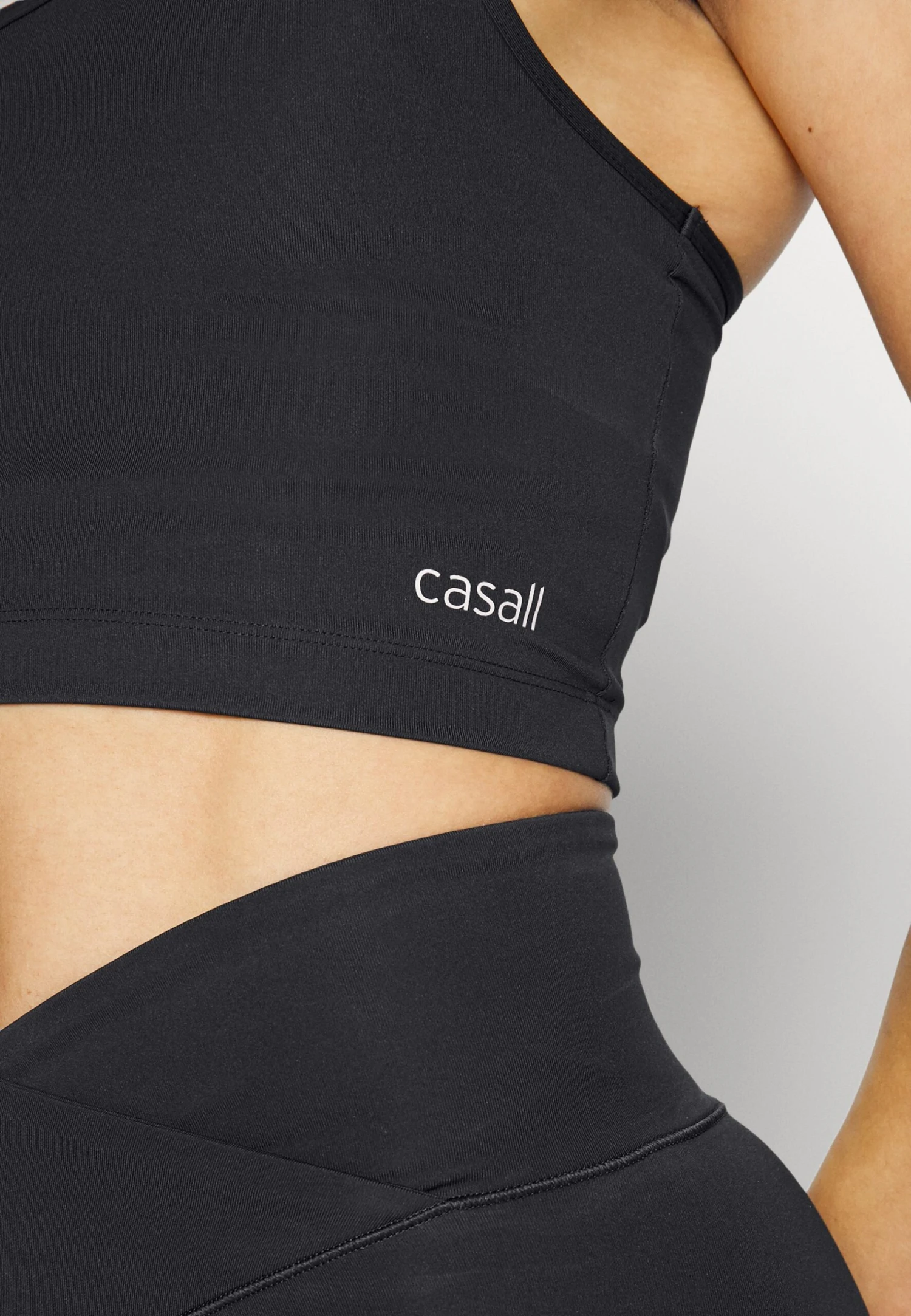 CASALL Heart Shape Sport - Top - Black 7 CASALL Heart Shape Sport - Top - Black - Image 5