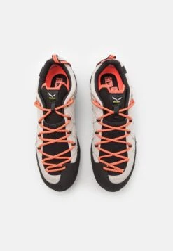 SALEWA Wildfire 2 Gtx - Hiking Shoes -Deals Sport Girl Outfit Store 711537f02e834436b50aade1ad14a971