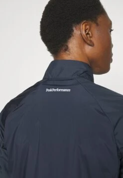 Peak Performance Jacket - Hardshell Jacket - Salute Blue -Deals Sport Girl Outfit Store 73459bd3919449c99d3468485ea49698