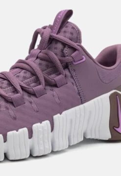 Nike Performance Free Metcon - Training Shoe - Violet Dust/Rush Fuchsia/Plum Eclipse -Deals Sport Girl Outfit Store 75a1219873f141478c5314e435f31133
