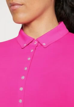 Kjus Women Scotscraig - Polo Shirt - Magenta -Deals Sport Girl Outfit Store 7aac91b92071459694cbbac08b06140f