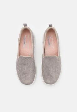 Go Walk Arch Fit - Walking Trainers - Taupe/Coral -Deals Sport Girl Outfit Store 87ee6a87adcd473aa247426306b4b14e