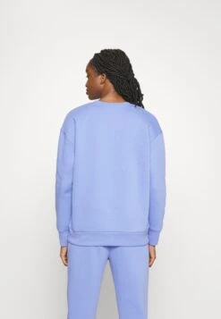 Under Armour Essential Crew - Sweatshirt - Baja Blue -Deals Sport Girl Outfit Store 944e7fdbe094453abf1ccdb86a8f56f8