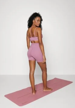 ADIDAS PERFORMANCE Yo Ess Ls - Light Support Sports Bra - Orchid -Deals Sport Girl Outfit Store 97c91a0e48964040966fb2d7c77d1107