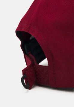 Columbia Roc Unisex - Cap - Red Jasper -Deals Sport Girl Outfit Store a5991e81efdf45b199ee5842fe9d7f6b