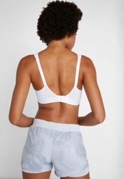 Triaction Energy Lite- High Support Sports Bra - White 11 Triaction Energy Lite- High Support Sports Bra - White -Deals Sport Girl Outfit Store a6f5071f10a74dc78226396475d9313f