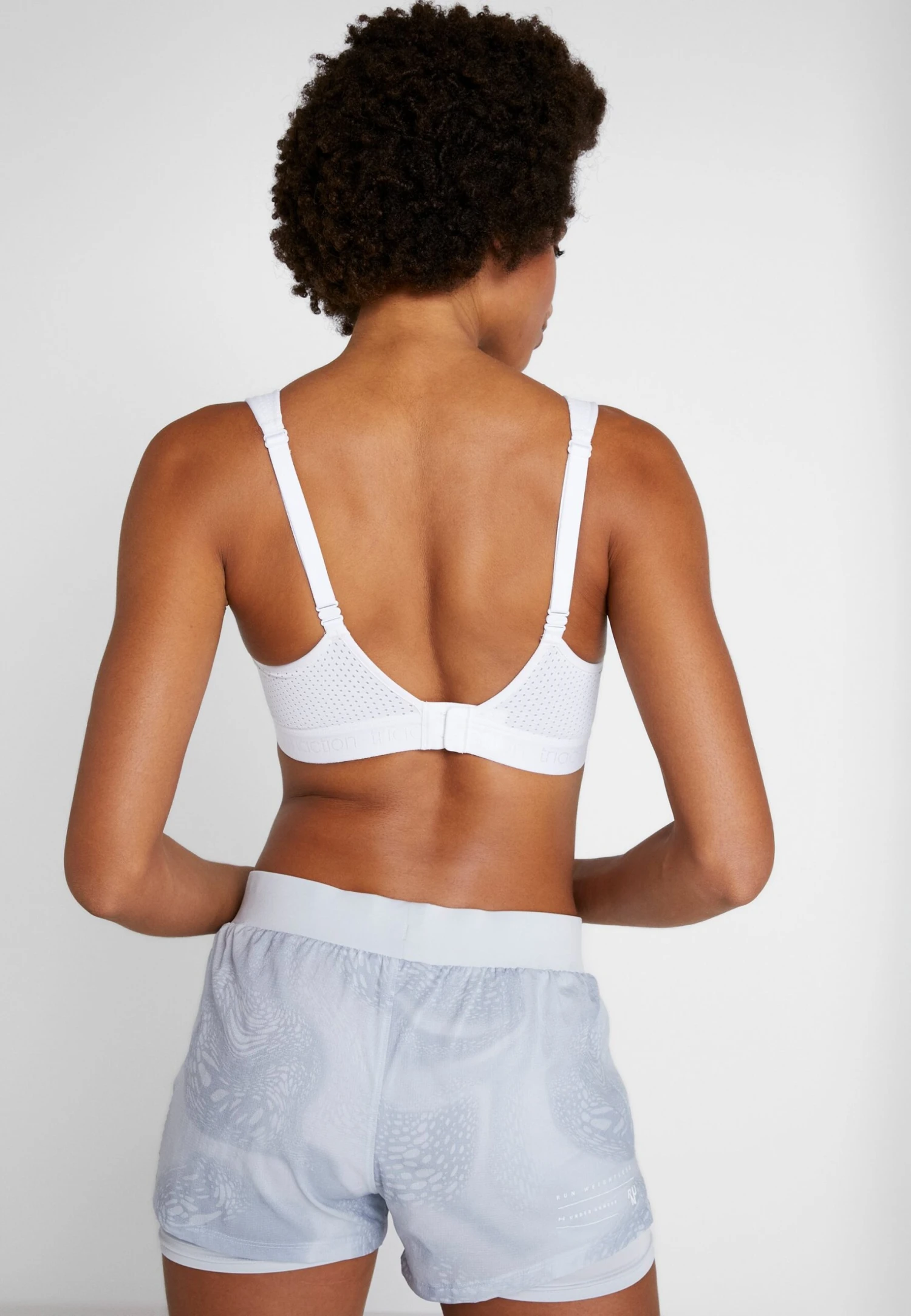 Triaction Energy Lite- High Support Sports Bra - White 6 Triaction Energy Lite- High Support Sports Bra - White - Image 4