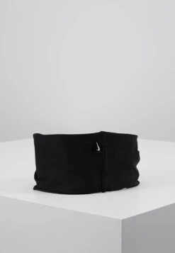 Nike Performance Twist Knot Headband - Sweatband - Black/White 9 Nike Performance Twist Knot Headband - Sweatband - Black/White -Deals Sport Girl Outfit Store ac21252737594c038e8d02a07217e5fc