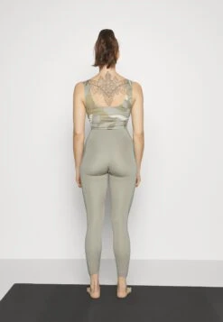 Puma Studio Your Move Ultrabare 7/8 Tight - Leggings - Birch Tree 8 Puma Studio Your Move Ultrabare 7/8 Tight - Leggings - Birch Tree -Deals Sport Girl Outfit Store ac76f4febc6143e6982f34a261bec577