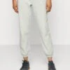 Under Armour Essential Joggers - Tracksuit Bottoms - Ghost Gray Light Heather/White 2 Under Armour Essential Joggers - Tracksuit Bottoms - Ghost Gray Light Heather/White -Deals Sport Girl Outfit Store ae19633038c544f2aad49a284a35574c