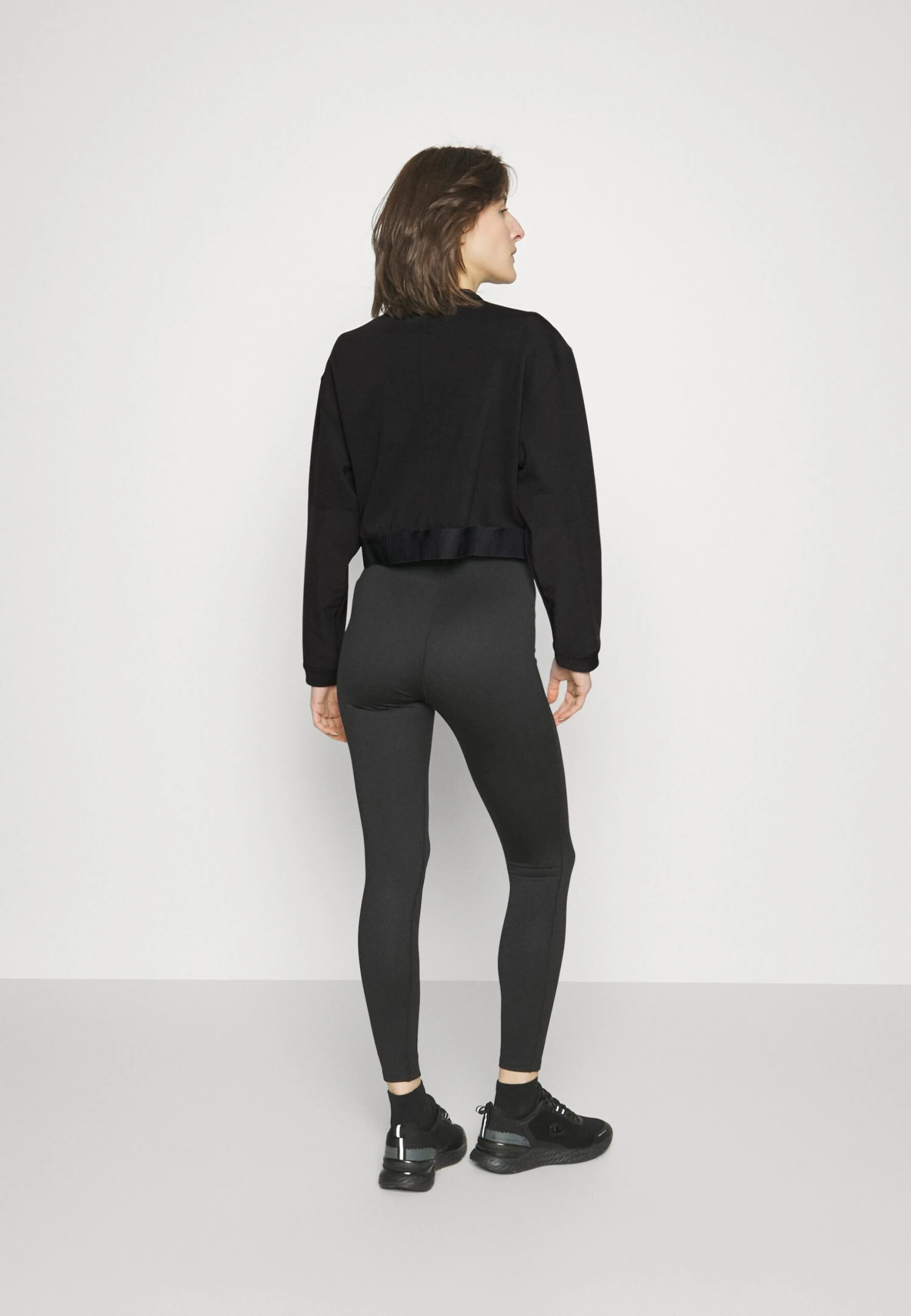 Sweatshirt - Black Beauty 5 Sweatshirt - Black Beauty - Image 3