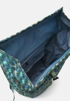 Patagonia Fieldsmith Roll Top Pack - Rucksack - Hemlock Green -Deals Sport Girl Outfit Store b2909d2ab9b44f169212c776132b137c