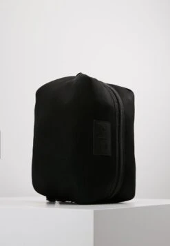 Reebok Imagiro Bag - Rucksack - Black -Deals Sport Girl Outfit Store cb6934fe1c214bcdaacd8f17ef1271d0