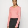 Athleta Flurry Blizzard Seamless - Long Sleeved Top - Conch Pink