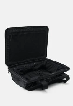 The North Face Base Camp Gear Box M Unisex - Holdall - Tnf Black/Tnf Black -Deals Sport Girl Outfit Store e38b89825c7544eb9a4b2973fcbe779c