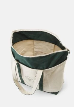 BJØRN BORG Ace Classic Tote - Sports Bag - Sycamore -Deals Sport Girl Outfit Store e669119e8c244e3eae0d59467f23d269