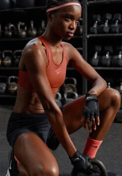 Nike Performance Bra - Medium Support Sports Bra - Adobe/White