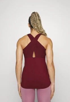 ADIDAS PERFORMANCE Top - Shadow Red/White -Deals Sport Girl Outfit Store e9099435056a48fca62be2d3a7cd961d