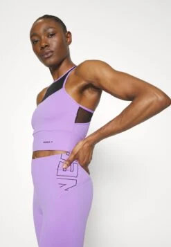 NEBBIA Bra Pro - Medium Support Sports Bra - Lila -Deals Sport Girl Outfit Store e9a455f07fe2496bb62b83d875ce35db