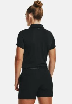 Under Armour Short Sleeve Playoff - Polo Shirt - Black -Deals Sport Girl Outfit Store ef8713651dbd47648fe9ef4deaa58fb0