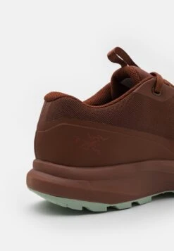 Arc'teryx Aerios- Hiking Shoes - Myth/Crystal Fern -Deals Sport Girl Outfit Store f4262a3949d2499d82dc0eeed0cfa4e0