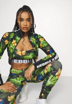 NEBBIA High Energy Cropped Jacket - Training Jacket - Green 13 NEBBIA High Energy Cropped Jacket - Training Jacket - Green -Deals Sport Girl Outfit Store f8e1081c842341489c9961d401a812fd